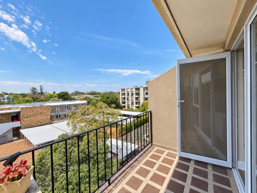1 Bedroom Property for Sale in Rosebank Western Cape
